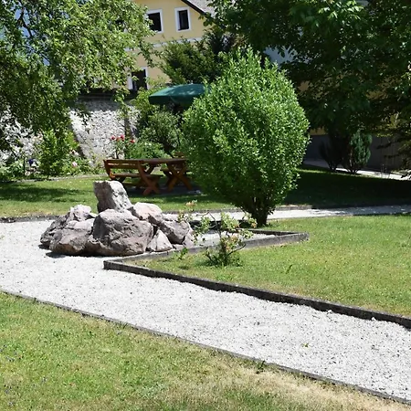 Guest house Fruehstueckspension Josefinum Bad Aussee