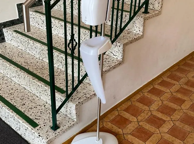 Fruehstueckspension Josefinum בית הארחה